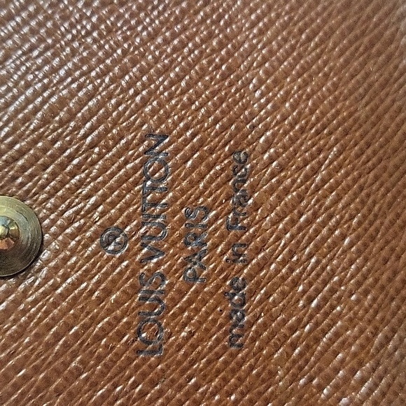 Louis vuitton 6-key holder - Picture 12 of 15